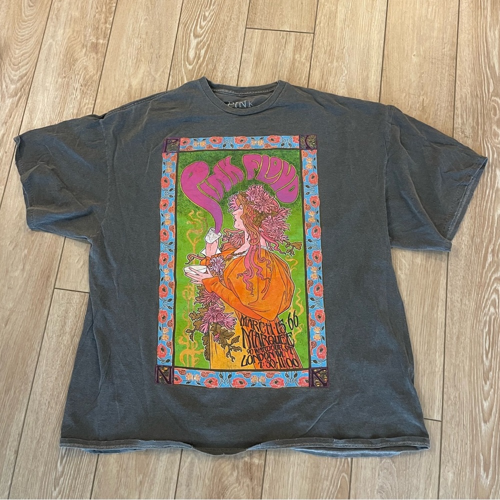 Urban Outfitters Pink Floyd Vintage Graphic Tee
